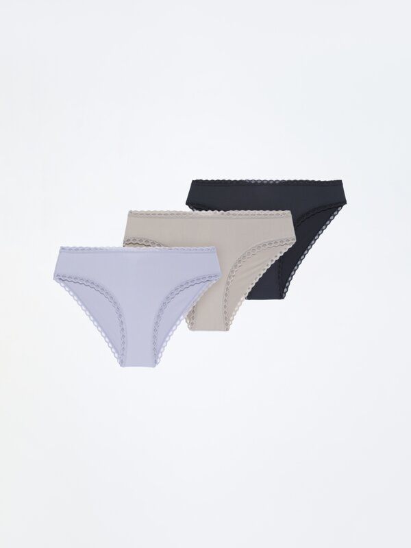 3-Pack of classic briefs with lace trim