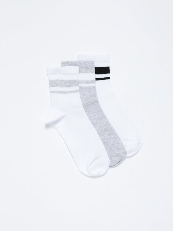 Pack of 3 pairs of long striped socks