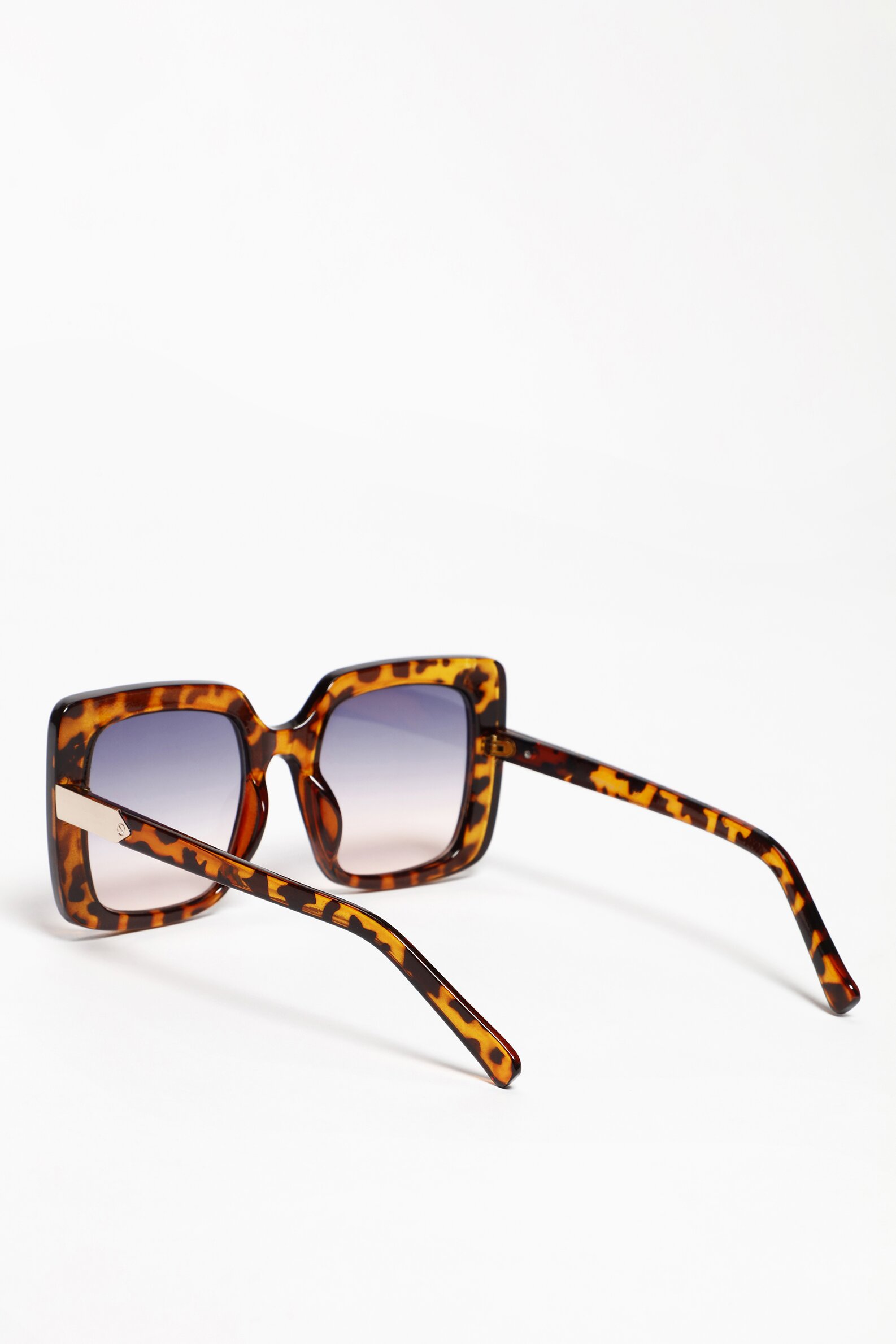 Large tortoise sales shell sunglasses