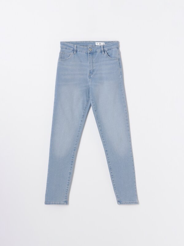 Skinny jeans