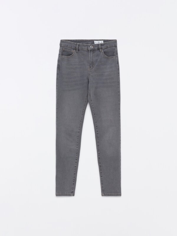 Skinny jeans