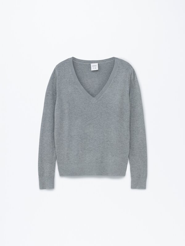 V-neck sweater