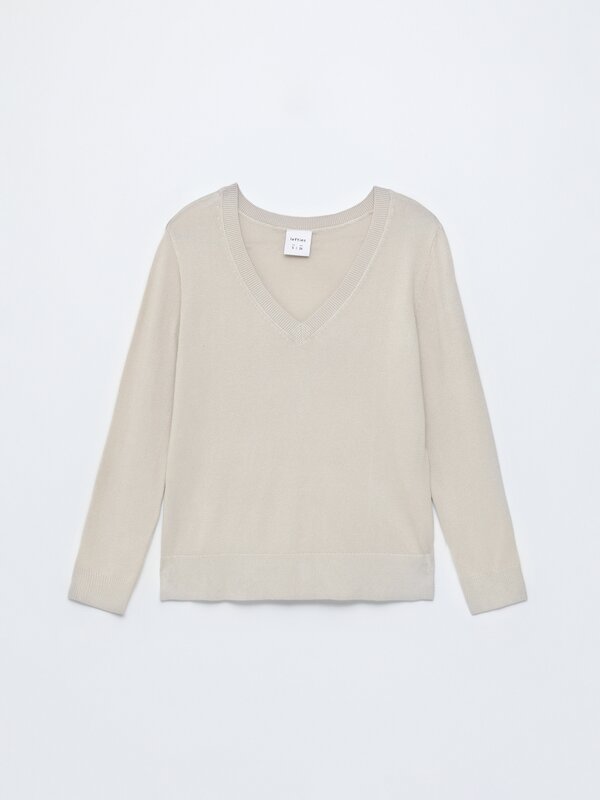 V-neck sweater