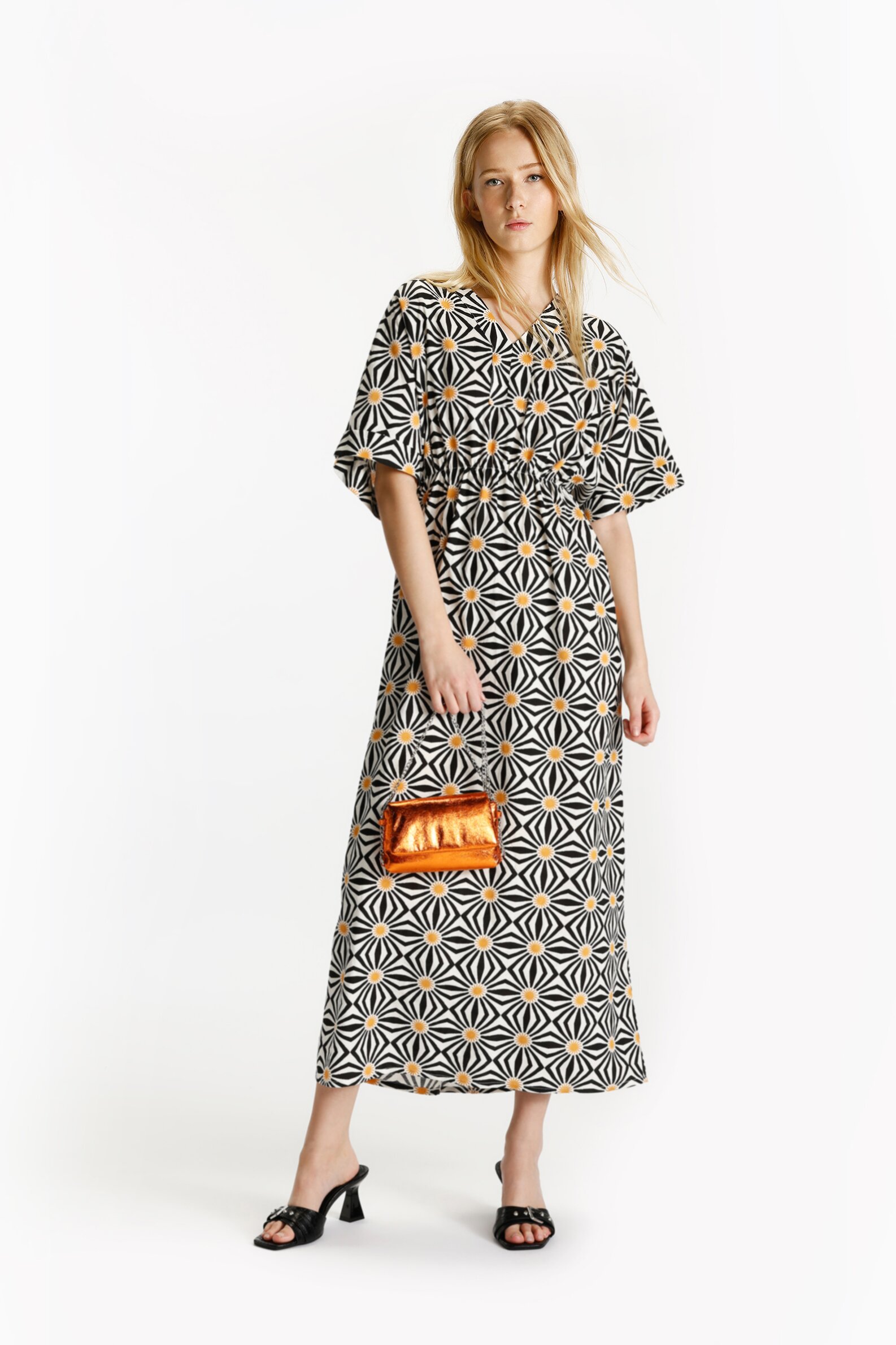 Loose fitting best sale midi dresses