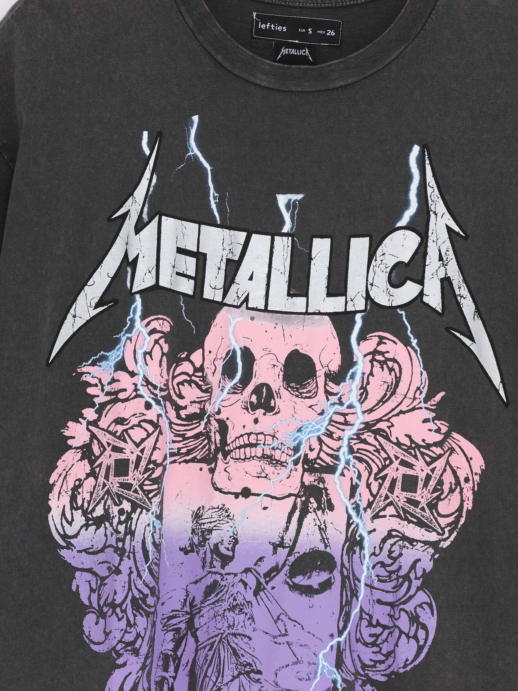 Metallica tee store