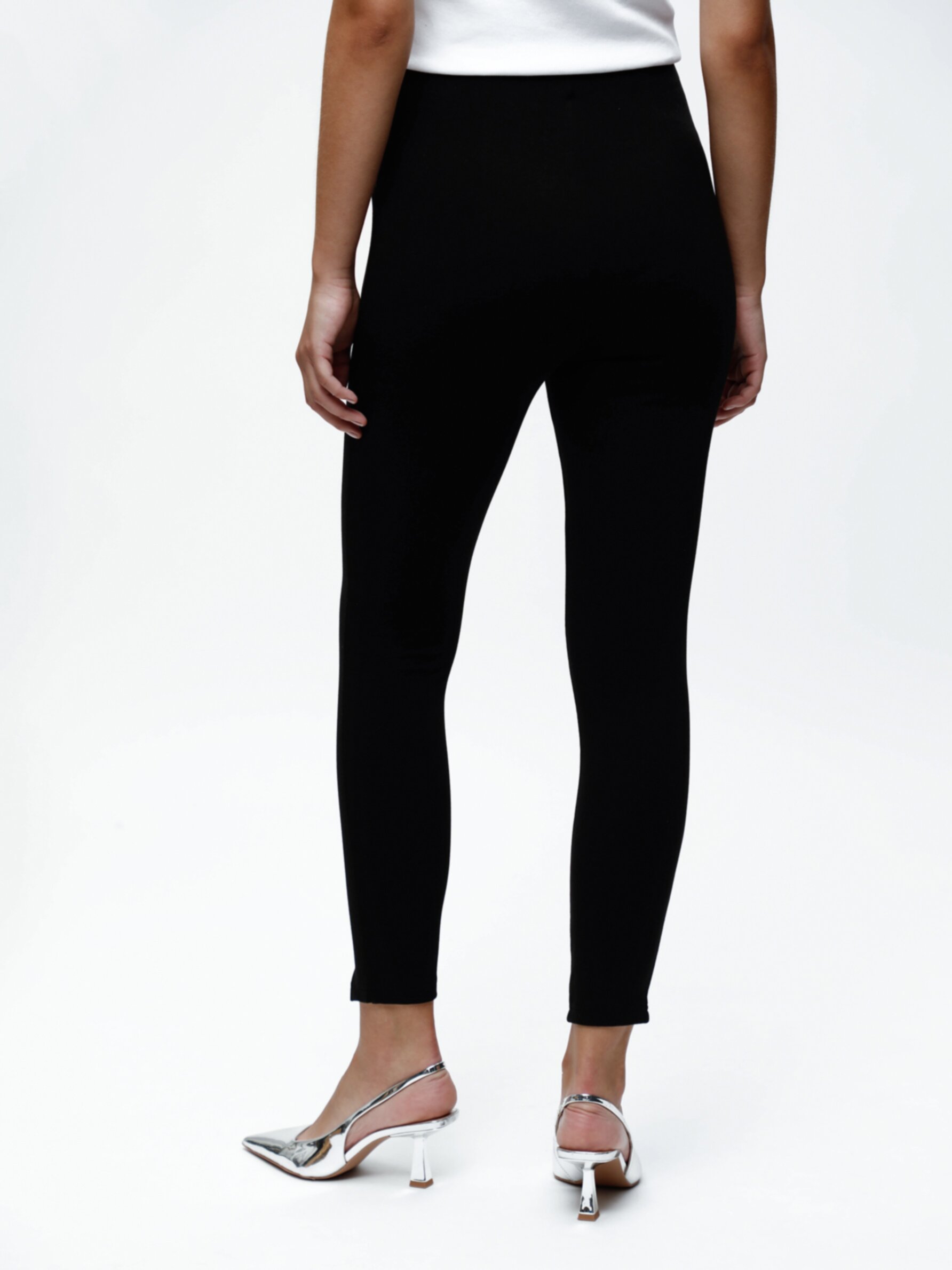 High-Waist Zip It Flare Legging - Black | Alo Yoga