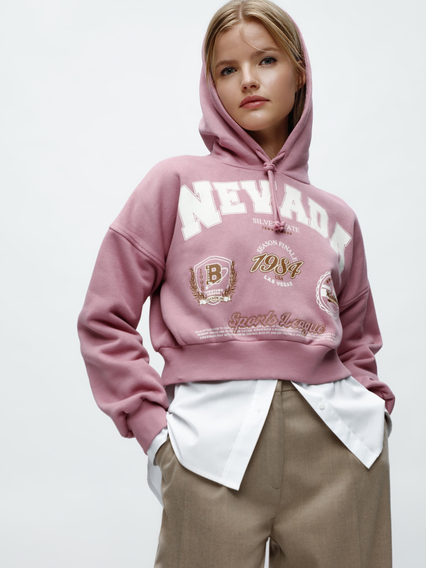 Champion sweater dubai discount town