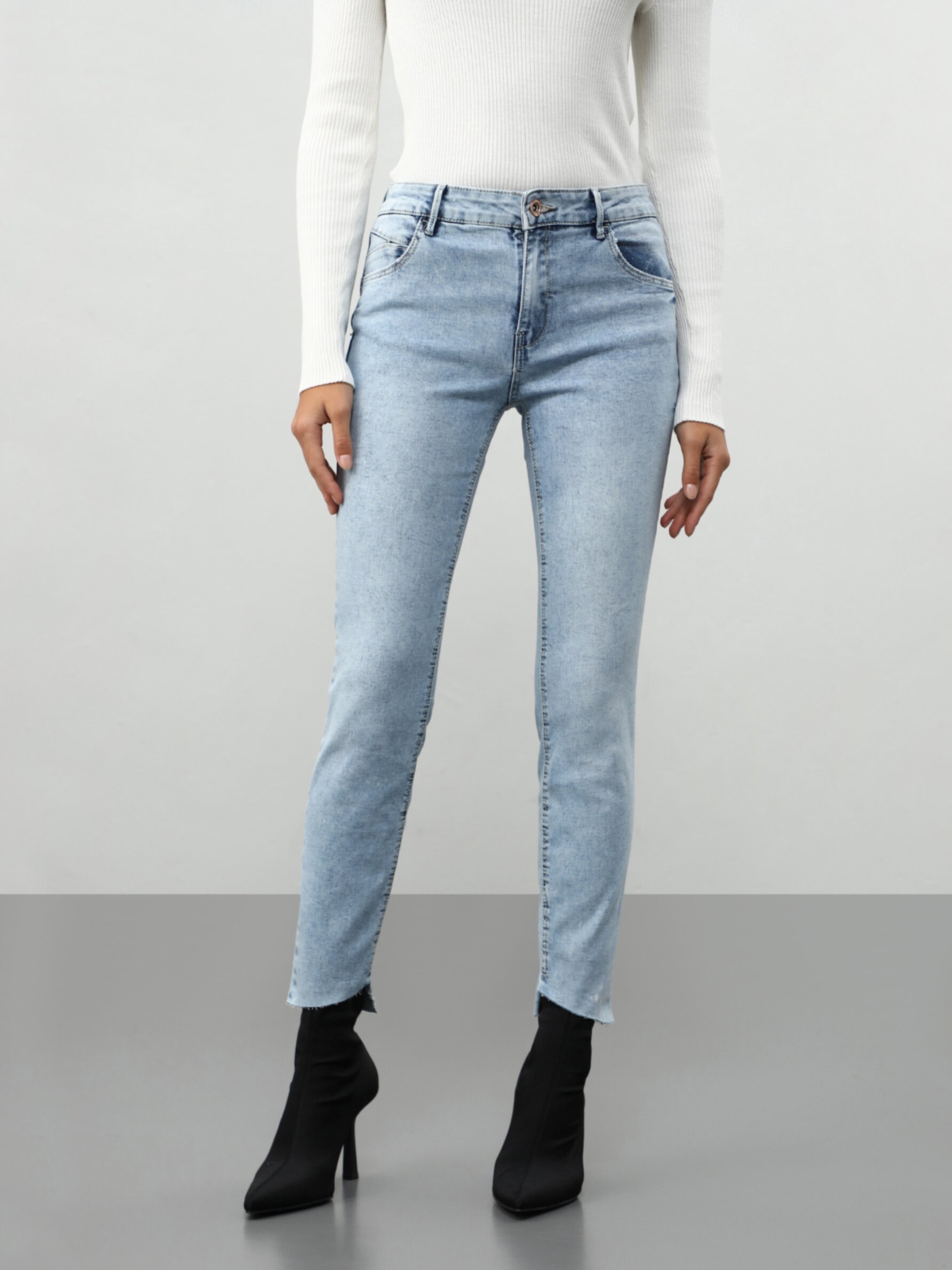 Jeans push-up - Cintura média / baixa - Calças De Ganga - ROUPA - Mulher 