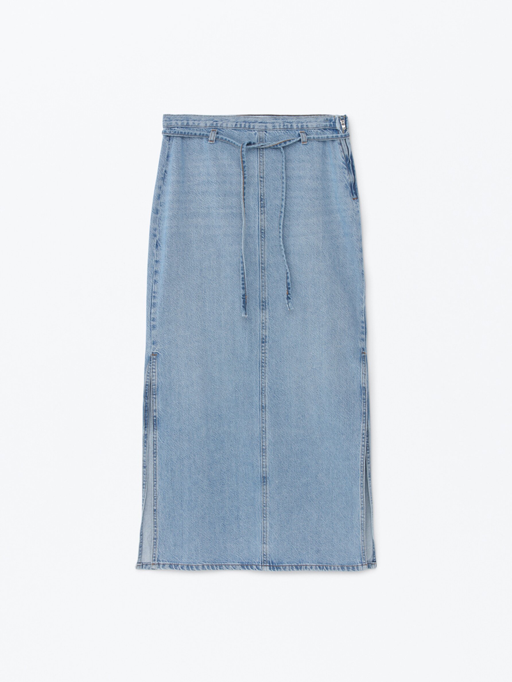 Denim store belt skirt