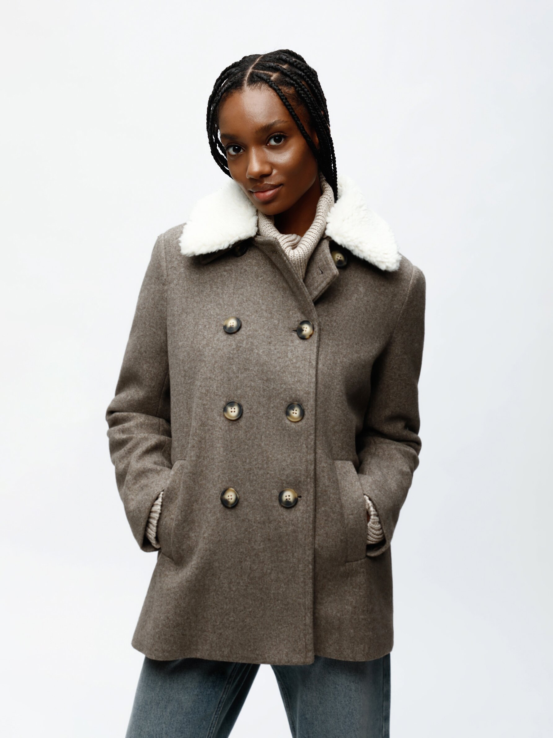 Grey wool coat with hotsell fur collar