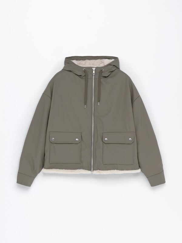 Short rubberised parka