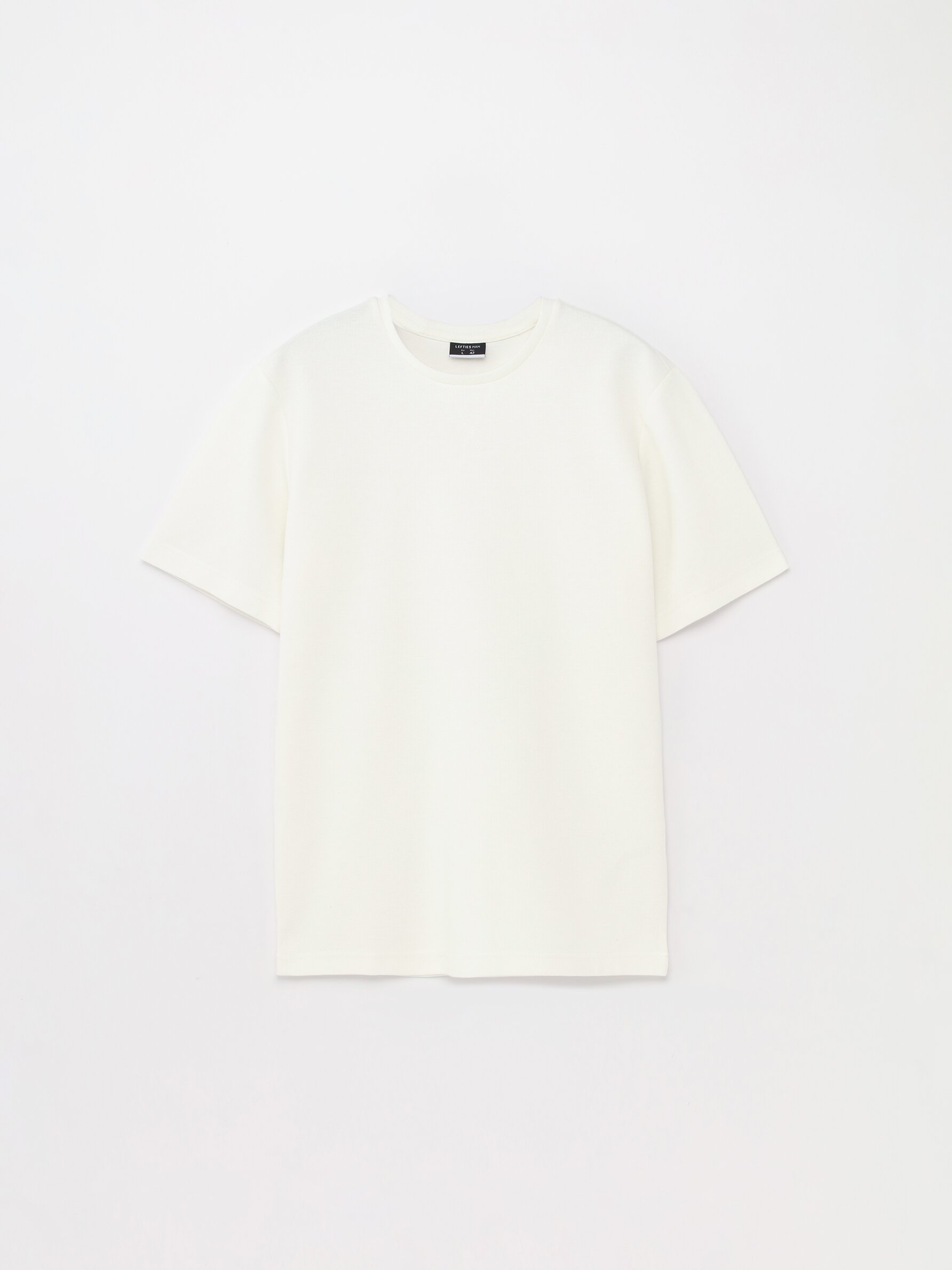 White t clearance shirt texture