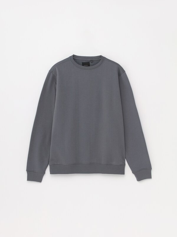 Basic sweatshirt