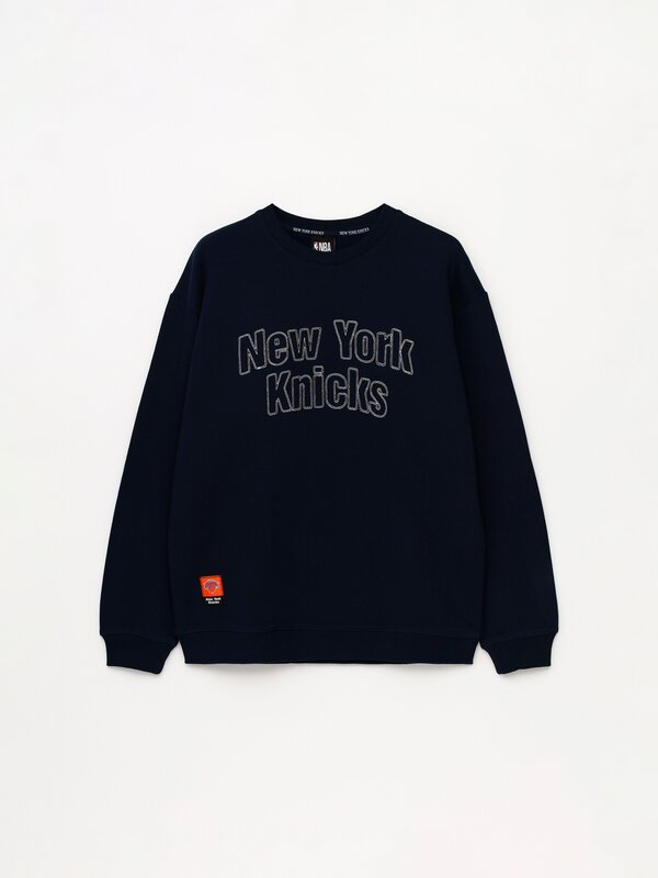 New York Knicks NBA sweatshirt