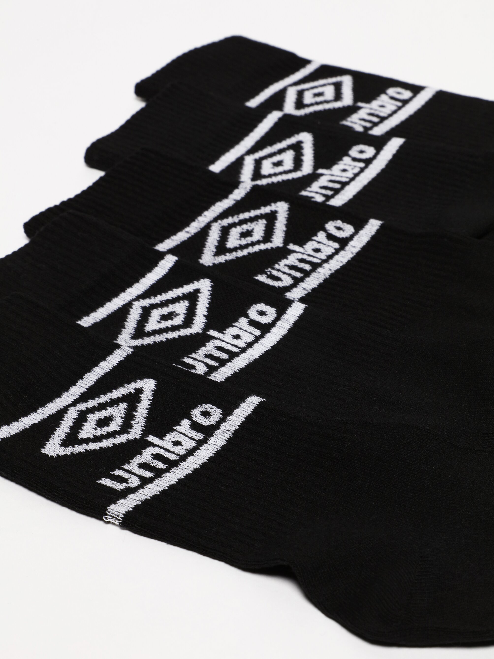 Umbro hot sale trainer socks