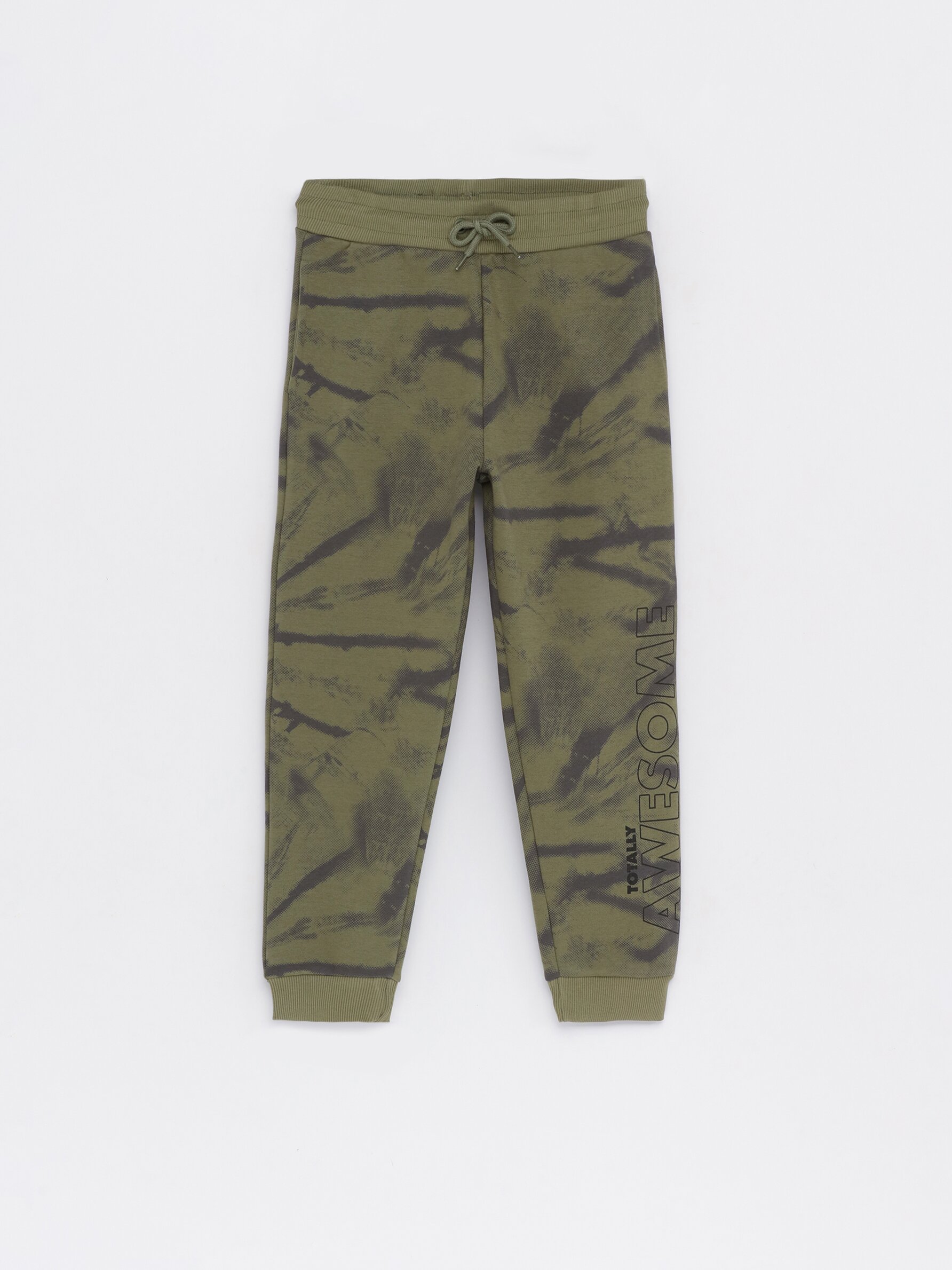 Kids sales camo sweatpants