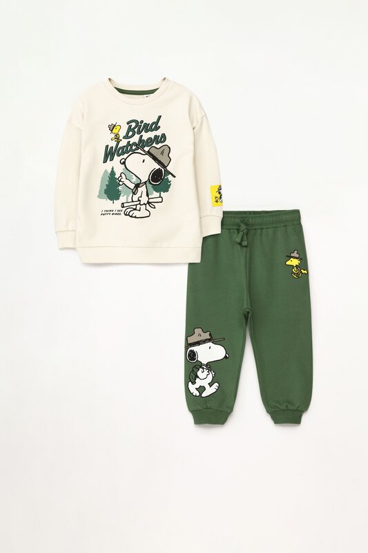 Sweatshirt and trousers co-ord