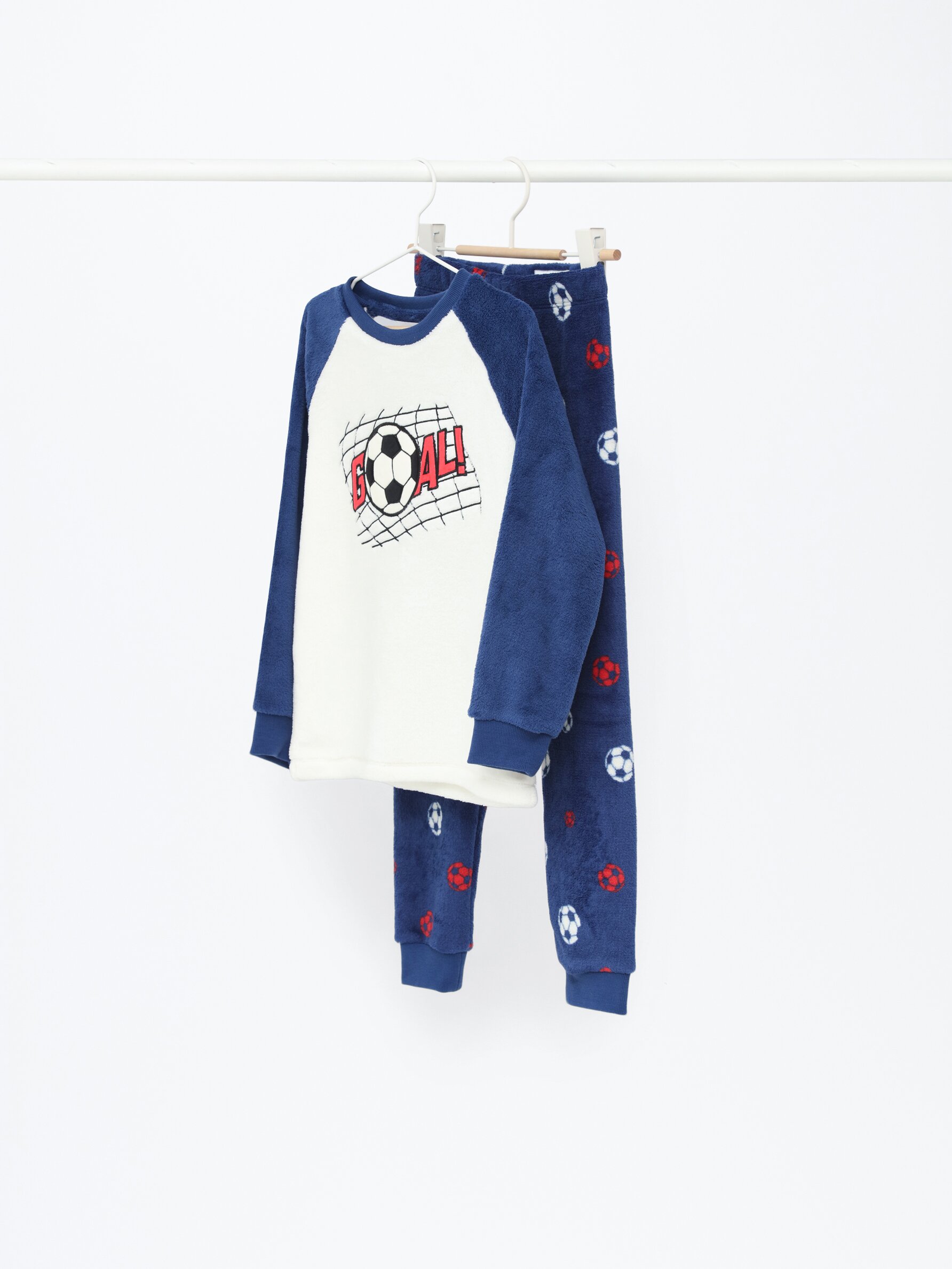 Conjunto de pijama de pelito estampado fútbol - Pijamas - ROPA - Niño -  Niños 