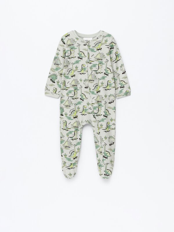 Pijama com estampado de dinossauros de uma peça