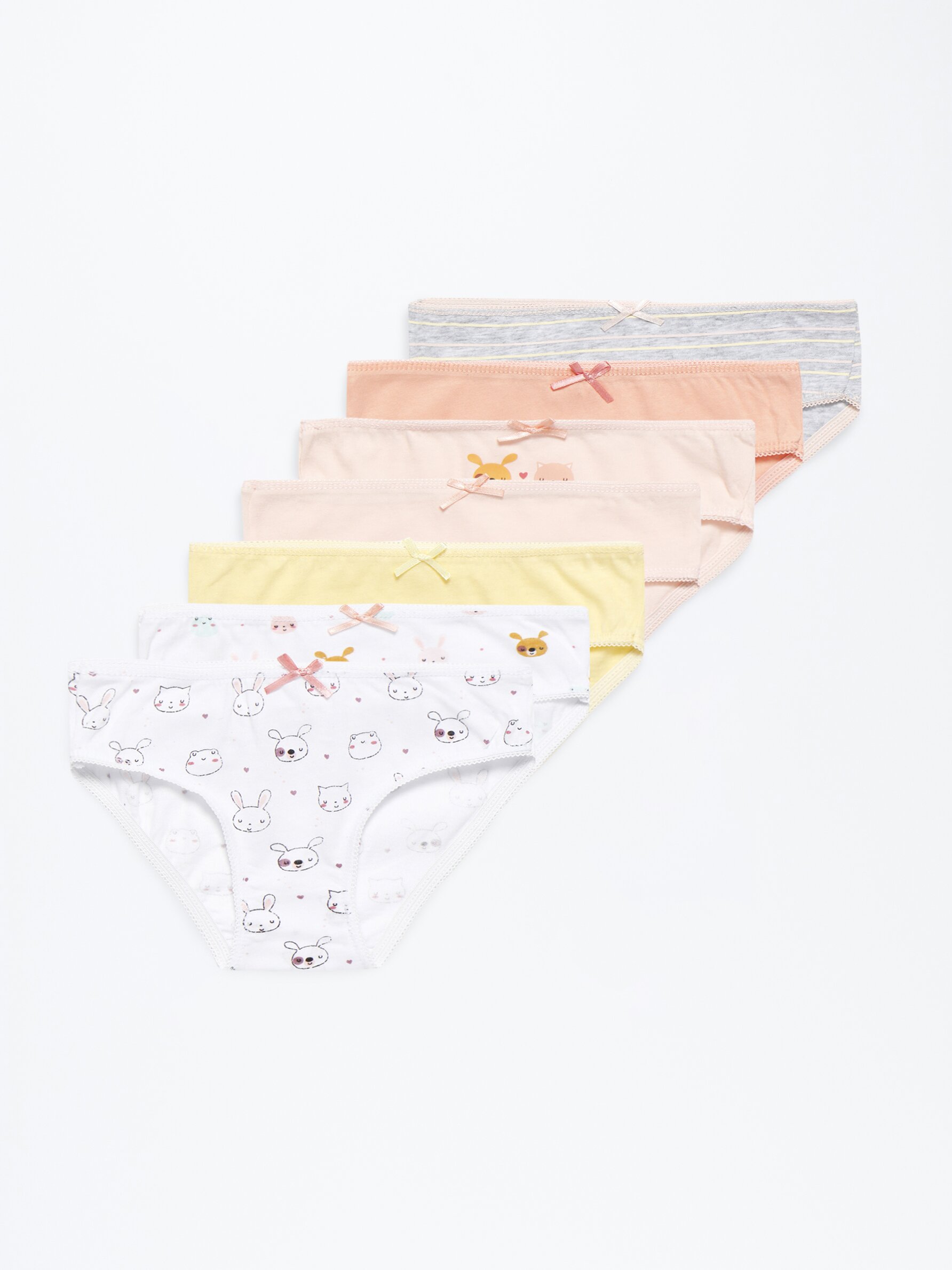 7 pack of classic animal briefs