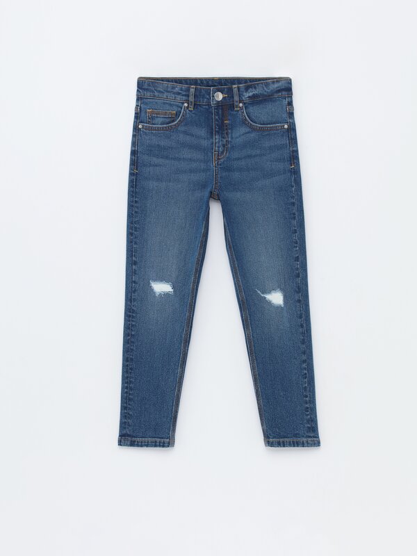 Ripped skinny jeans