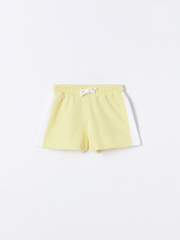 Shorts with side stripes
