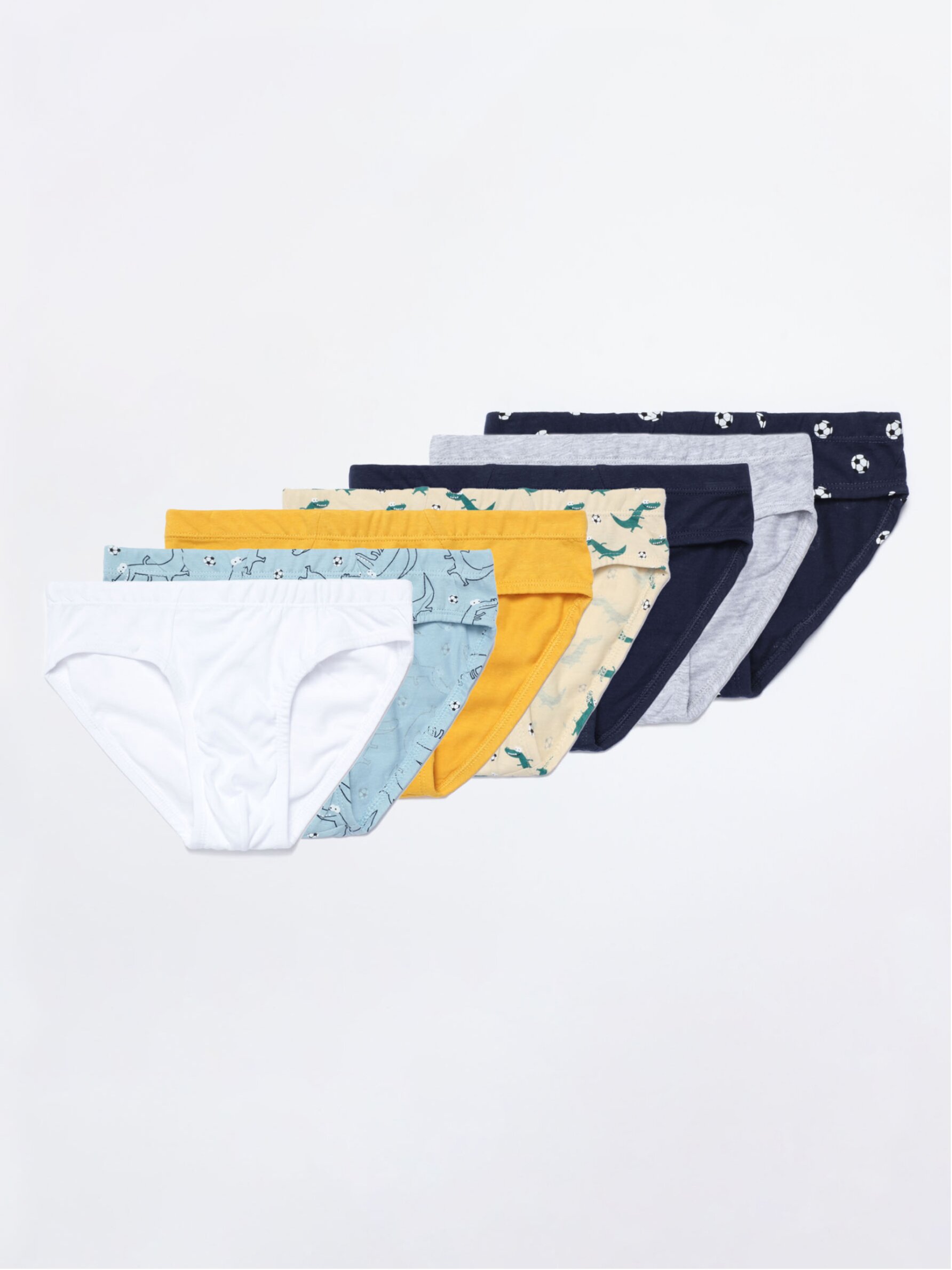 7 pack of crocodile print briefs