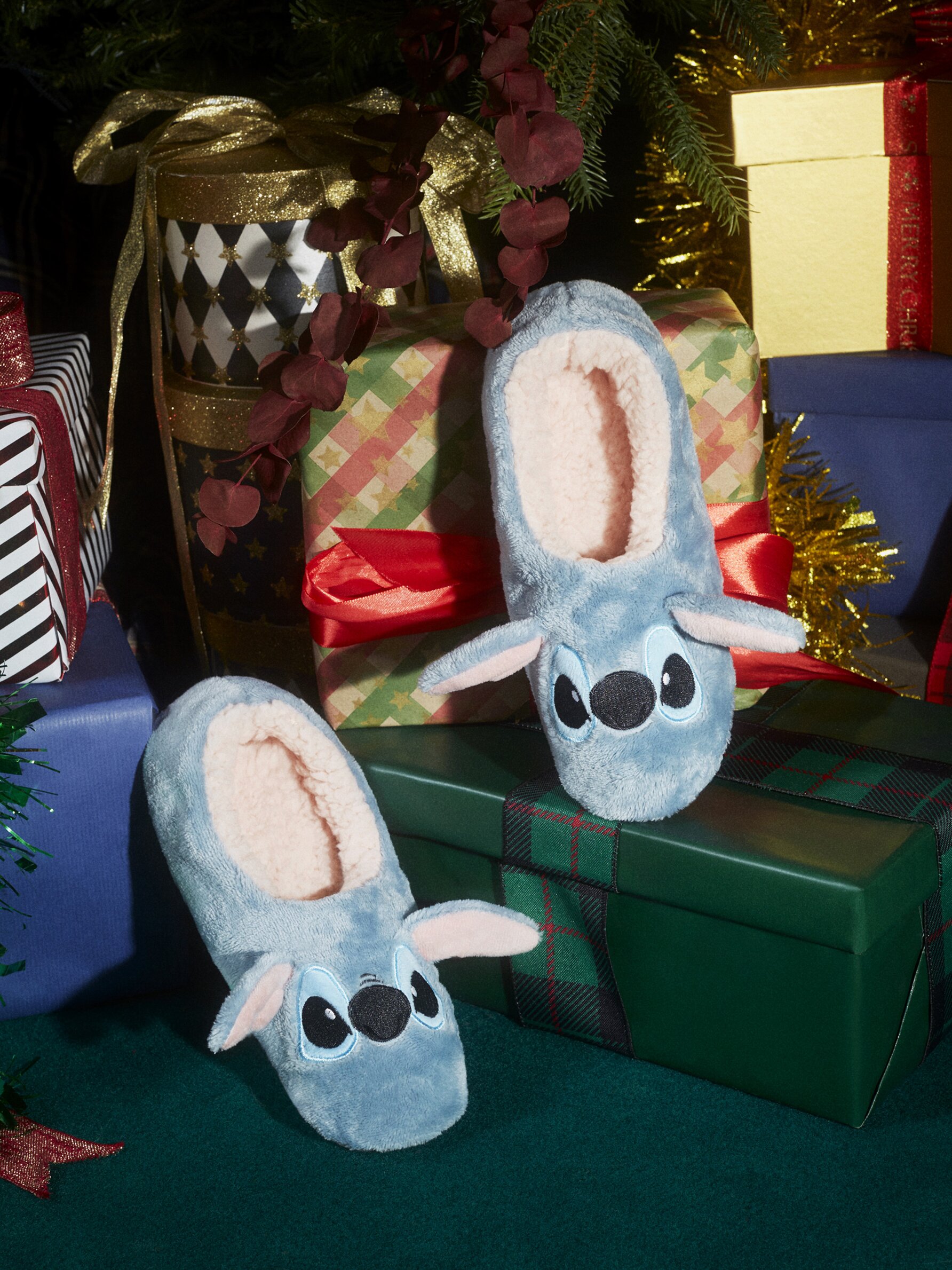 Disney christmas slippers hot sale