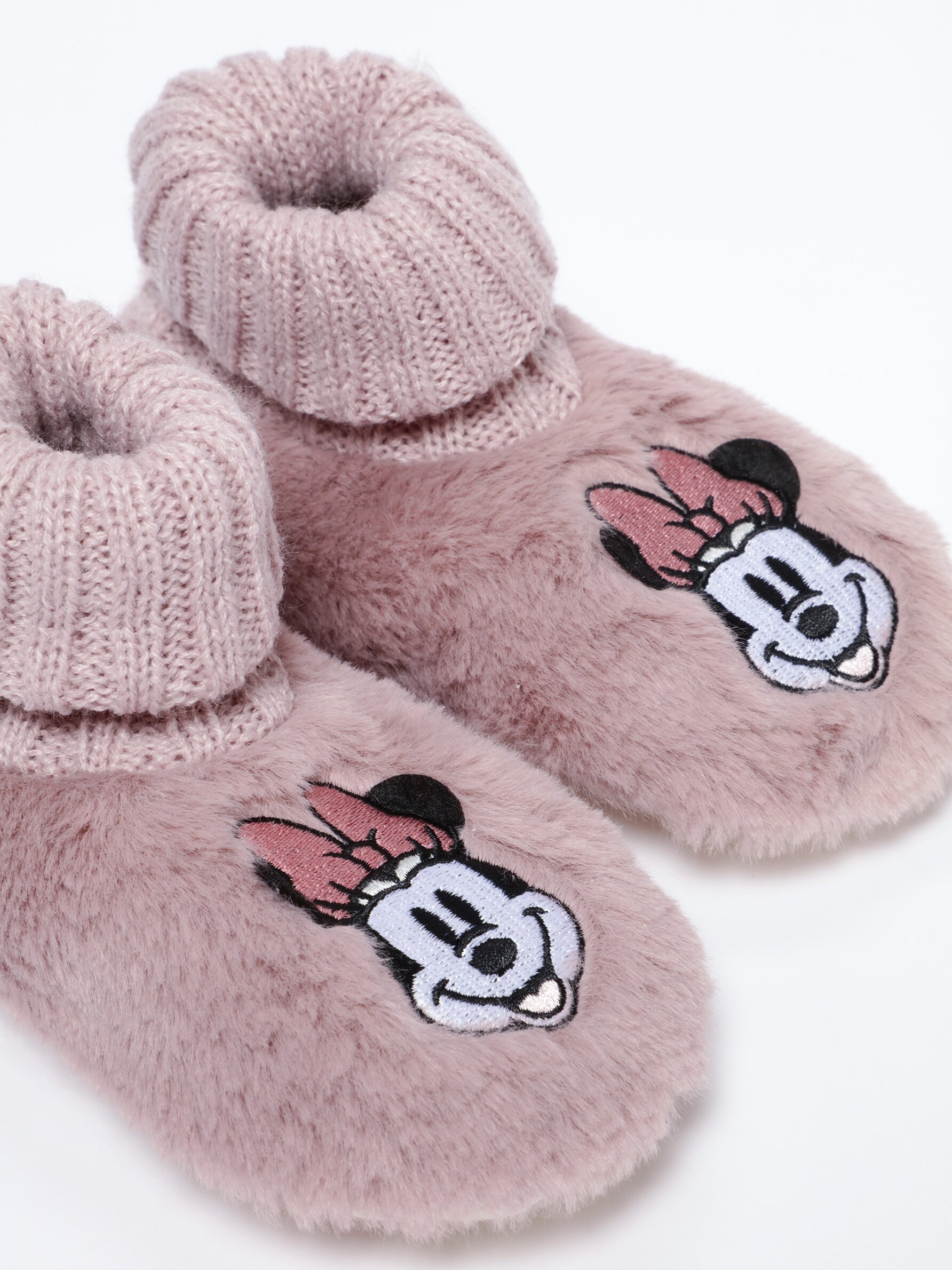 Minnie mouse store bedroom slippers