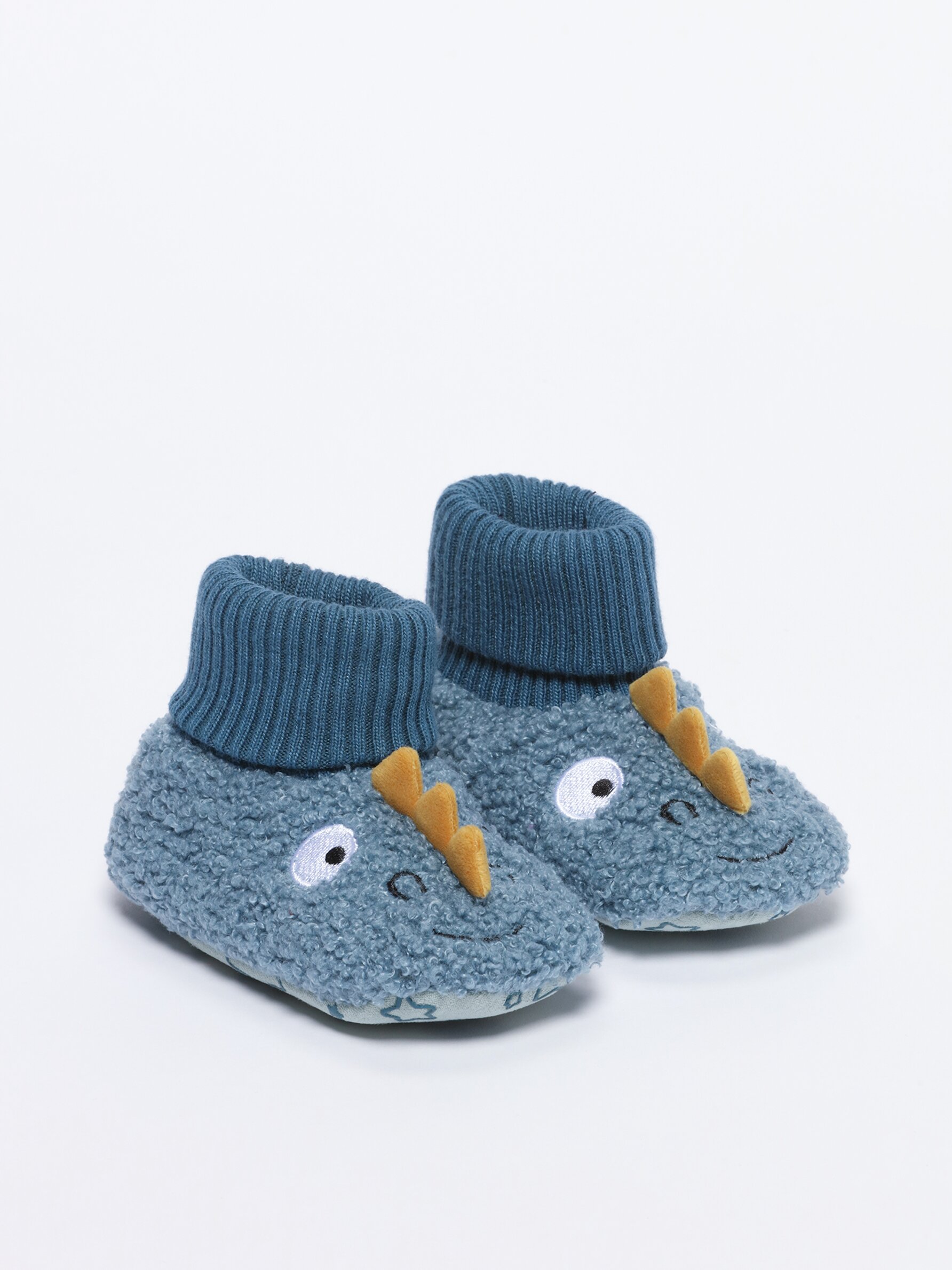 Dinosaur house hot sale slippers