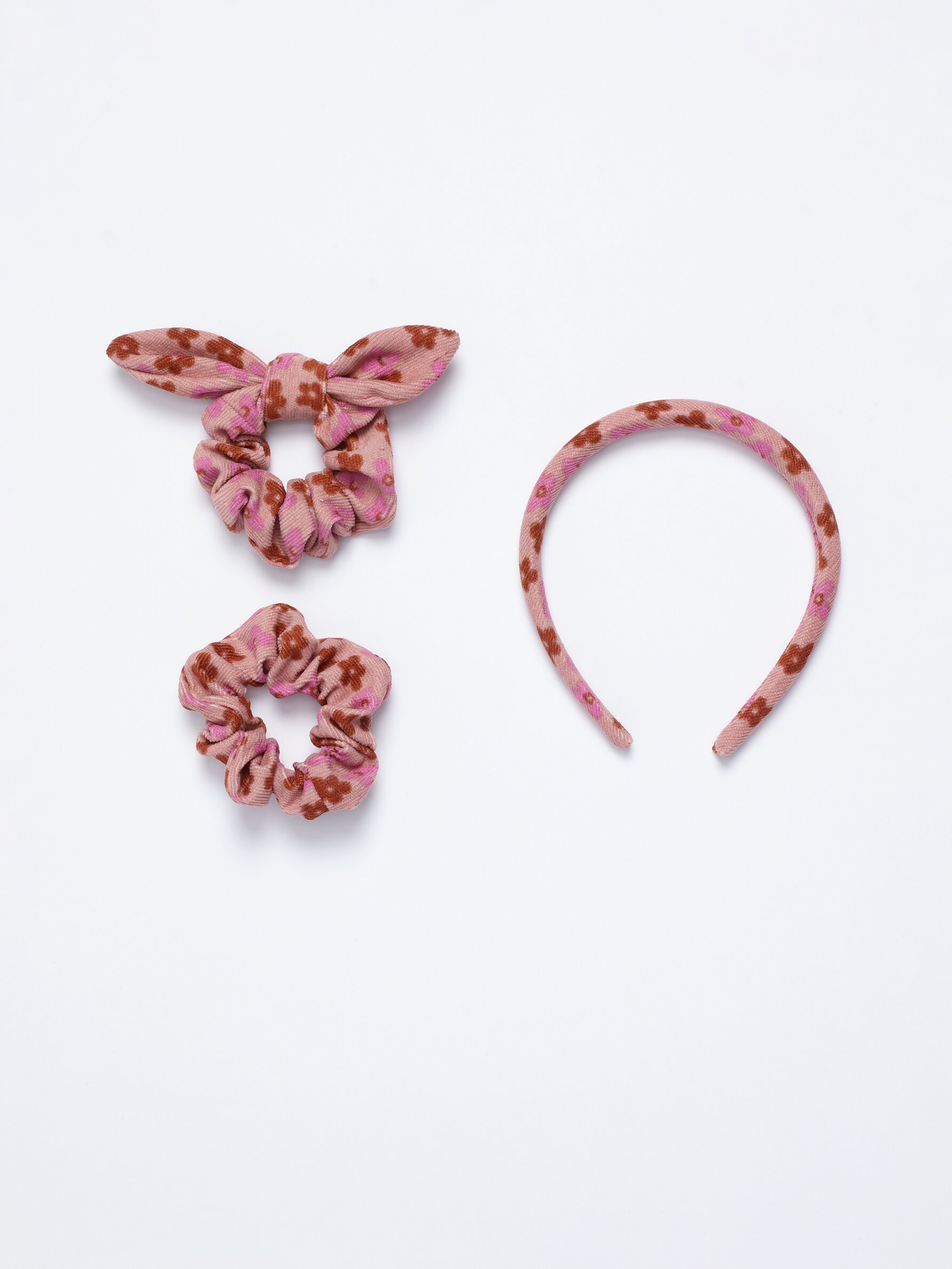 Set of hair accessories - 