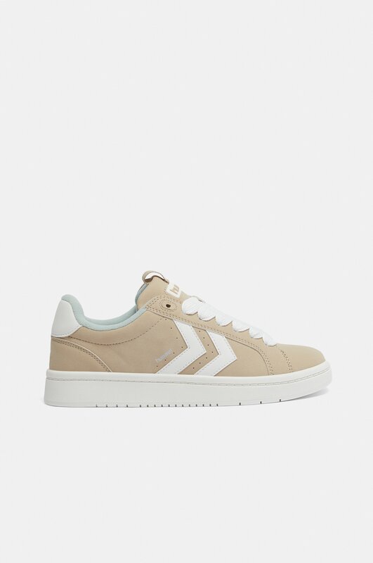 Merkal zapatos deals bebe