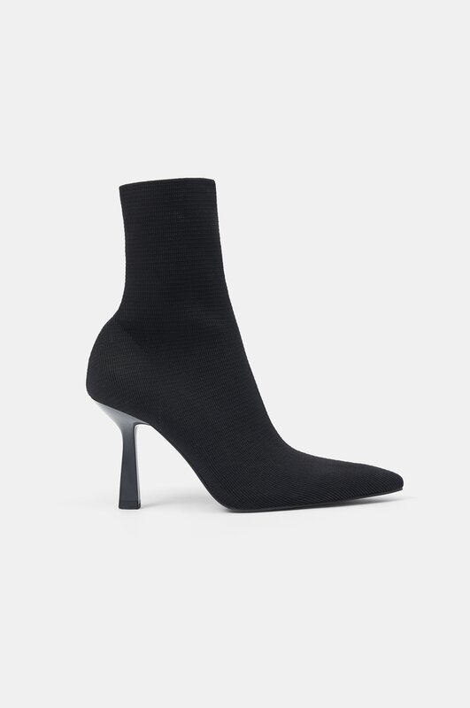 High-heel sock ankle boots