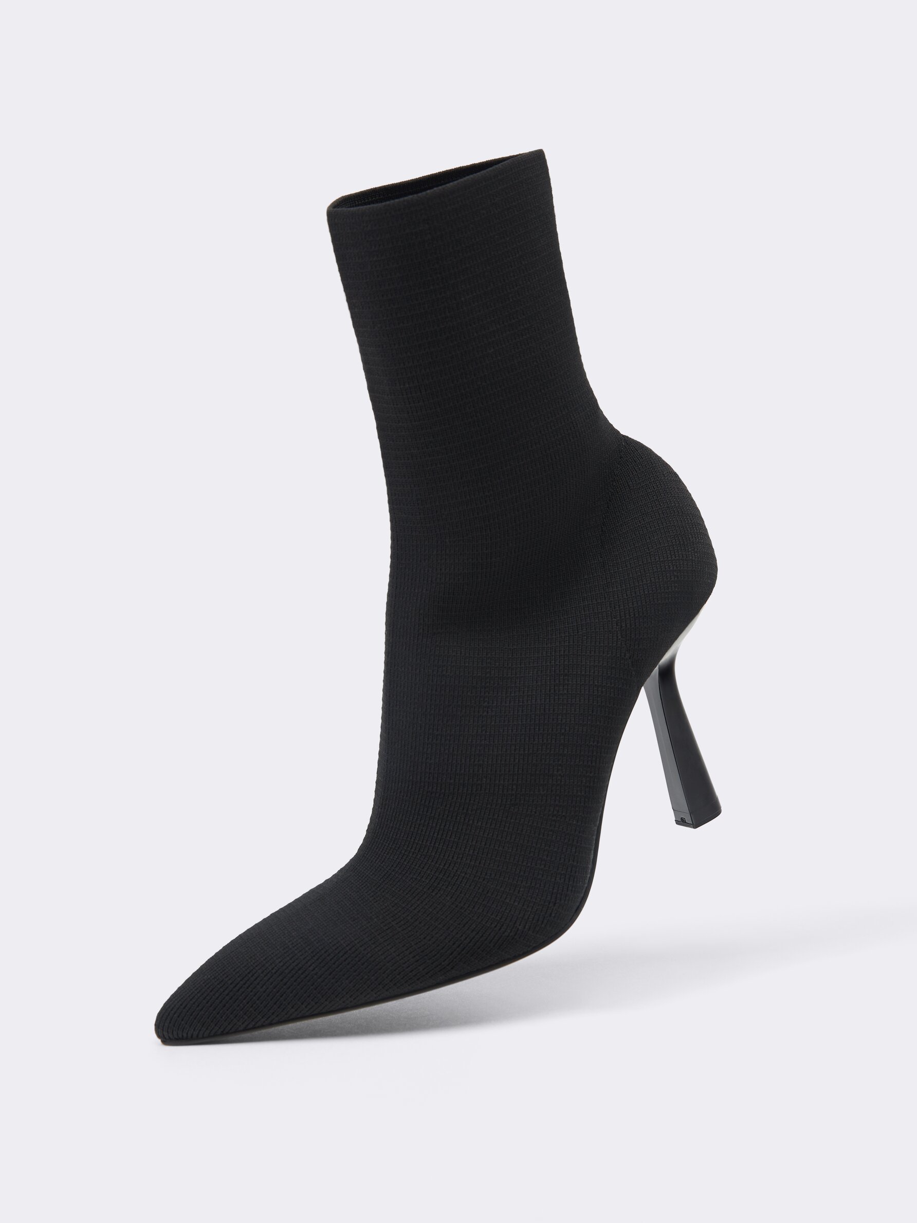 Botin hot sale negro calcetin