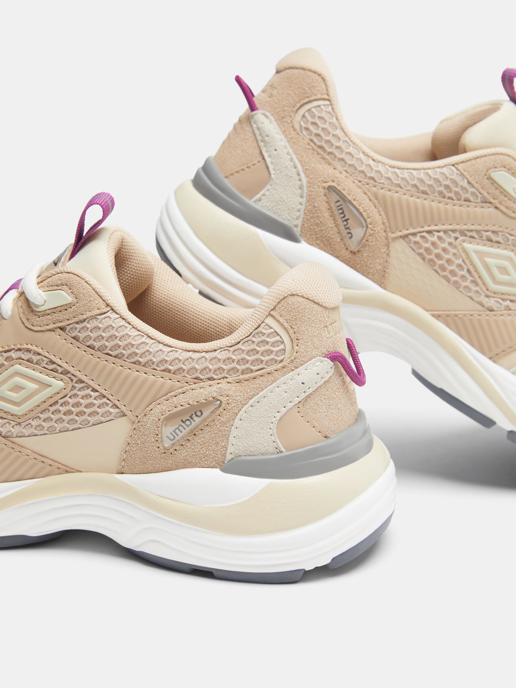 Modelos de discount zapatillas deportivas umbro