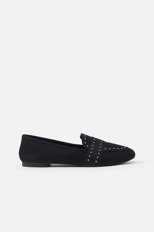 STUDDED LOAFERS - Flat Shoes - SHOES - Woman - | Lefties SPAIN