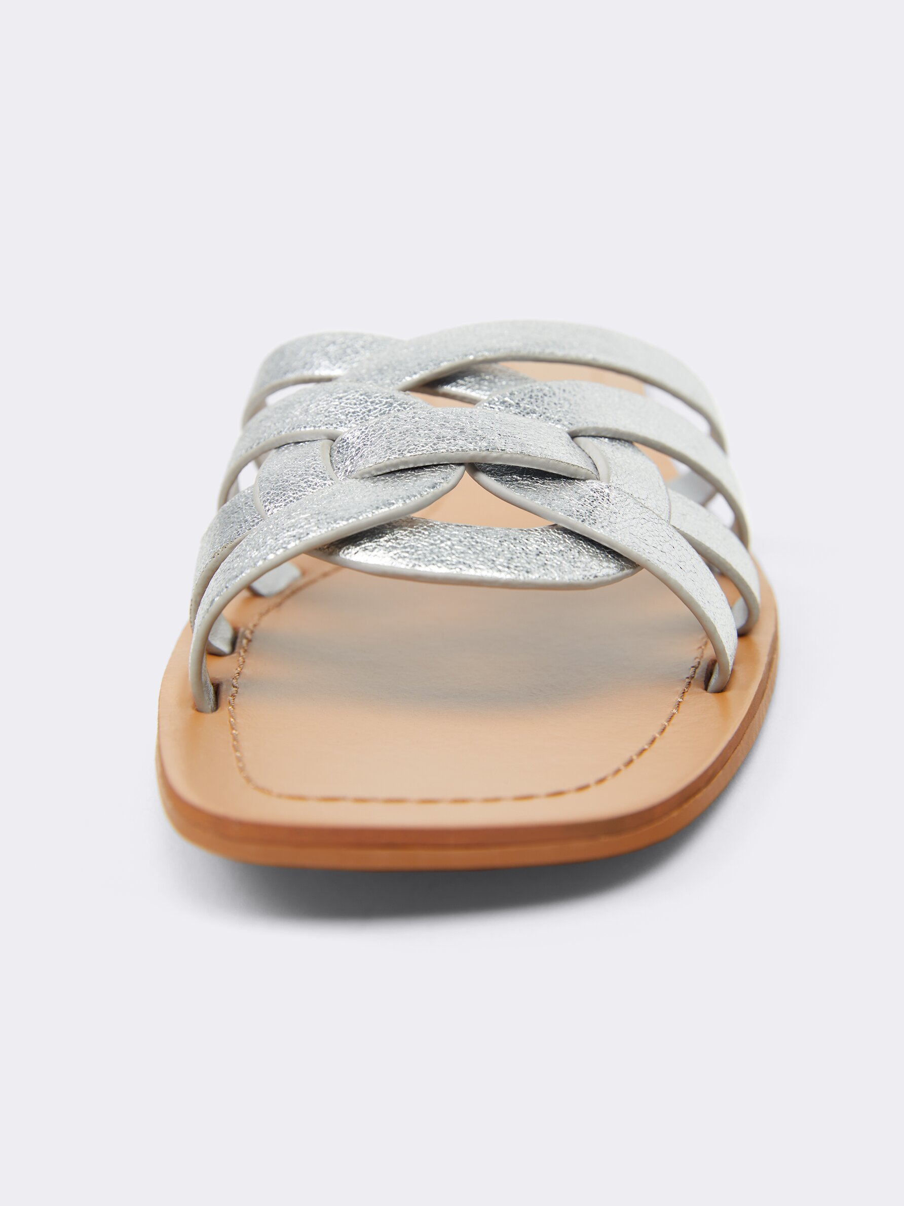 Flat sandals online