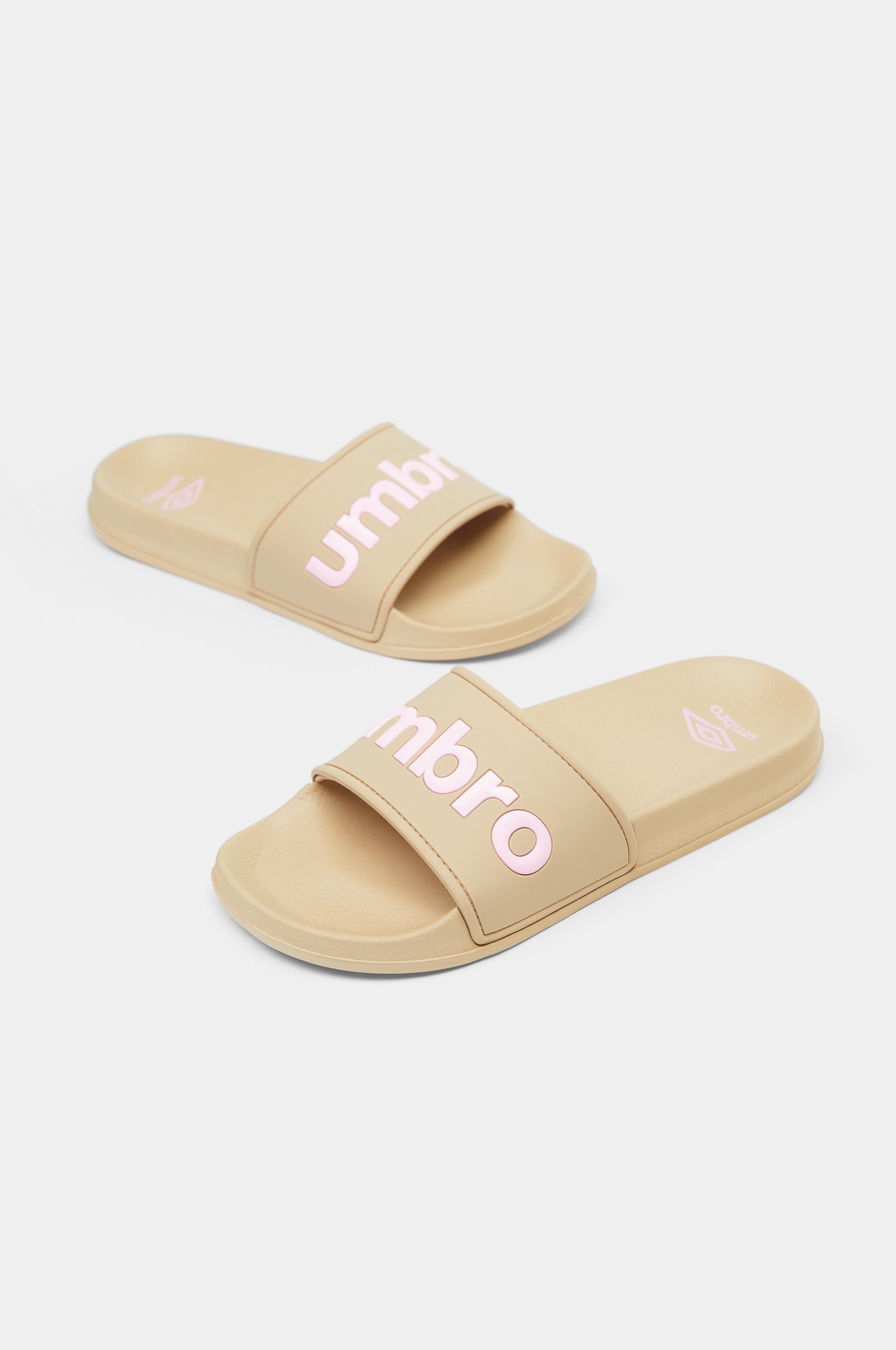 Umbro sandals online