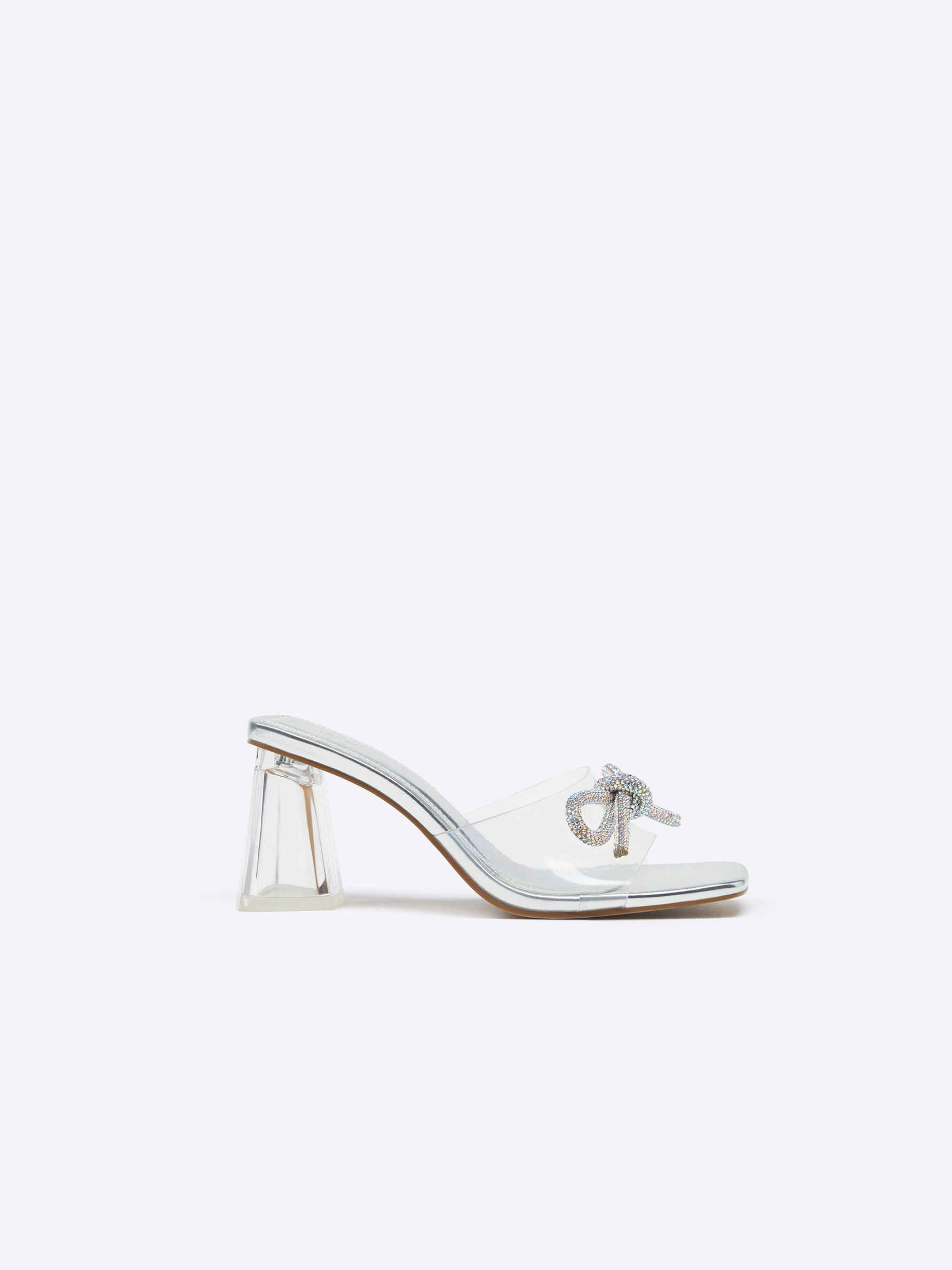 Vinyl high heel sandals with bow