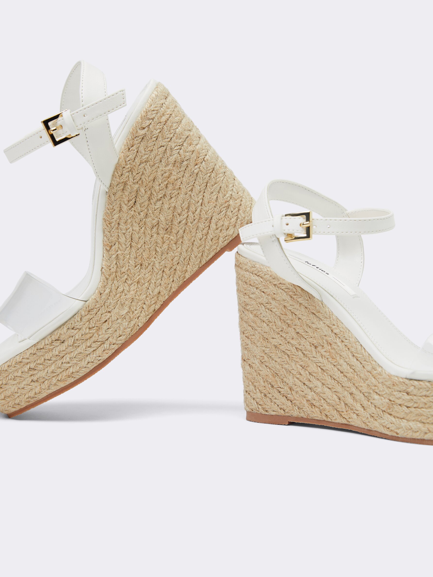 Vinyl wedges outlet