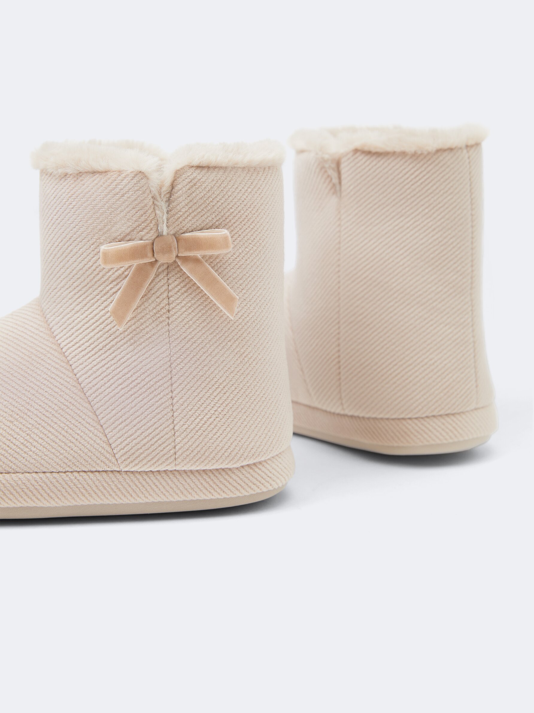 Womens house sale slipper boots