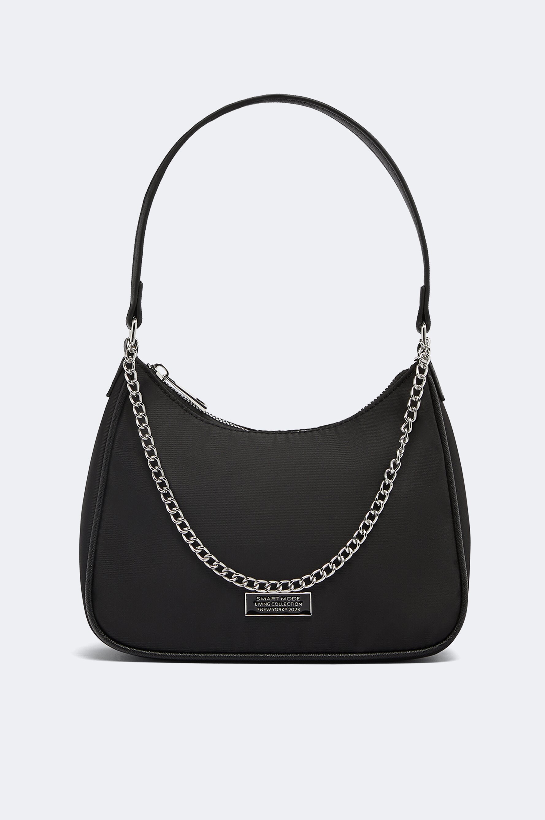 Nylon bag with store chain