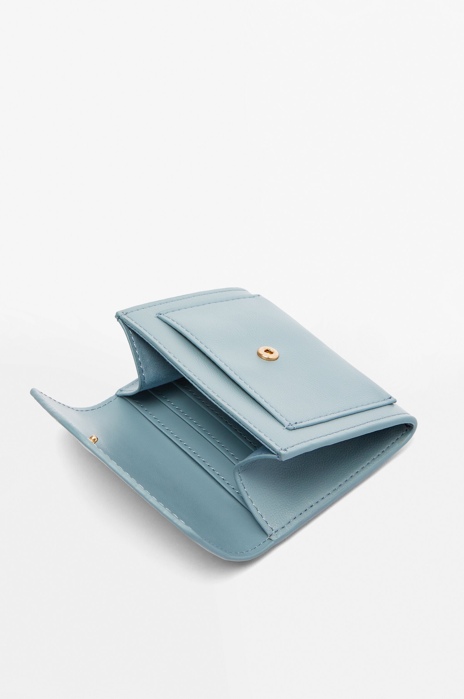 Clutch style clearance wallet