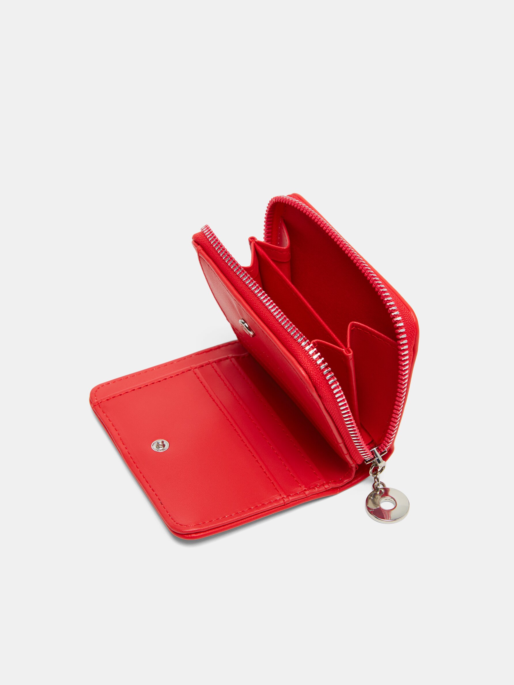 Minimalist wallet View All BAGS Woman Lefties UAE
