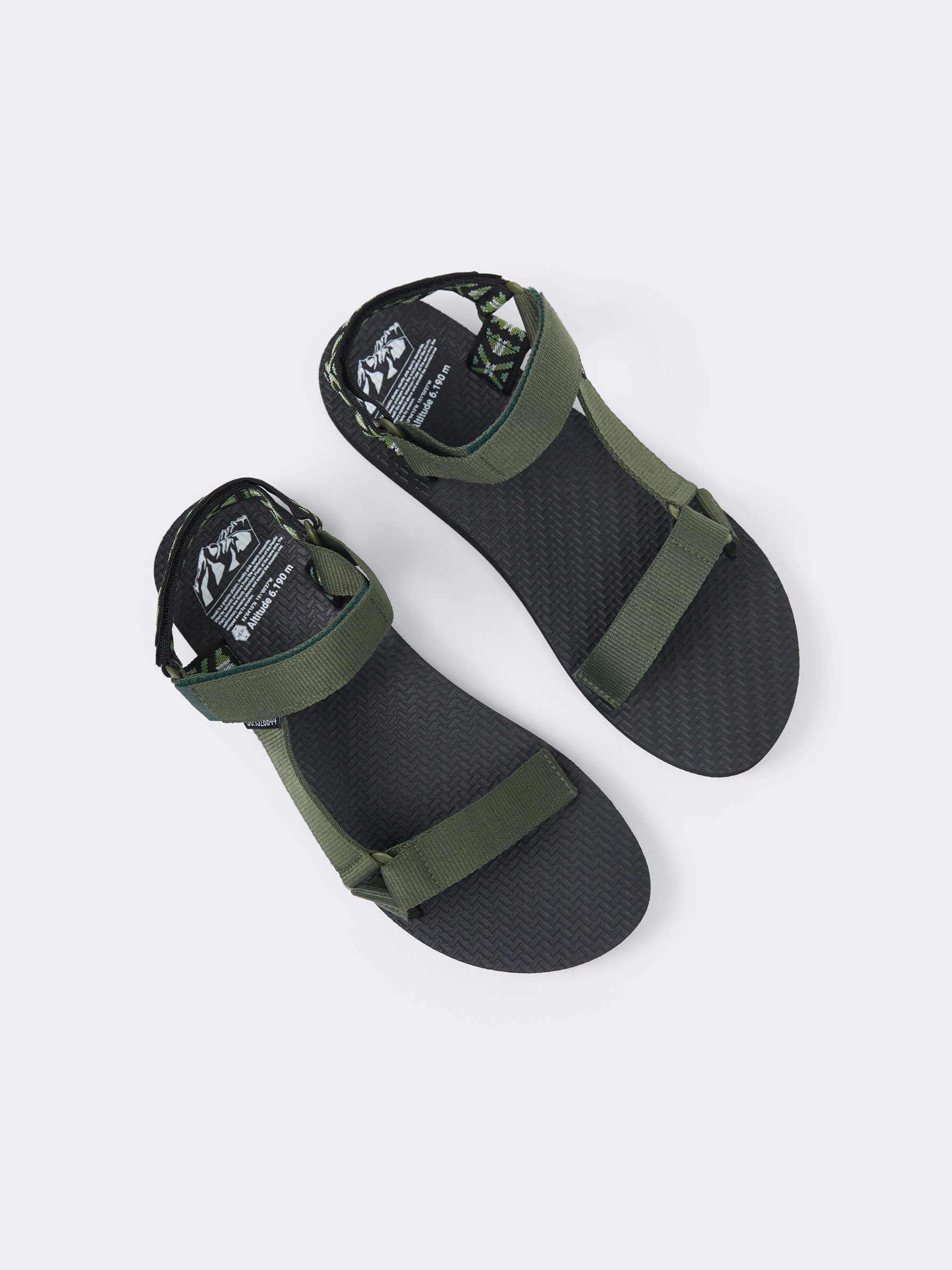 Athletic sandals hot sale