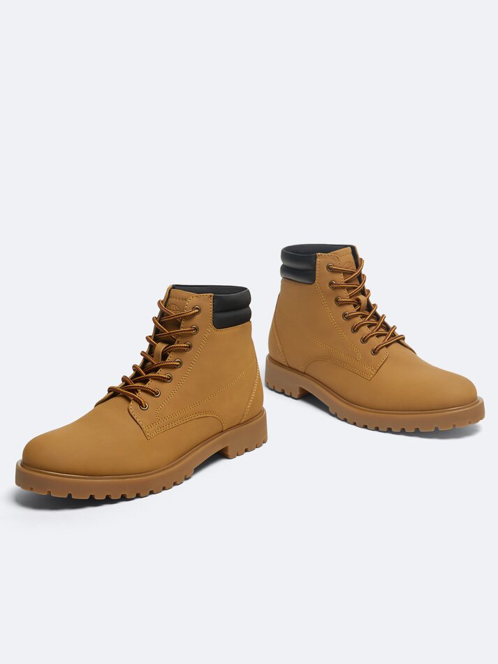 MOUNTAIN BOOTS Boots Ankle Boots FOOTWEAR Man Lefties Qatar