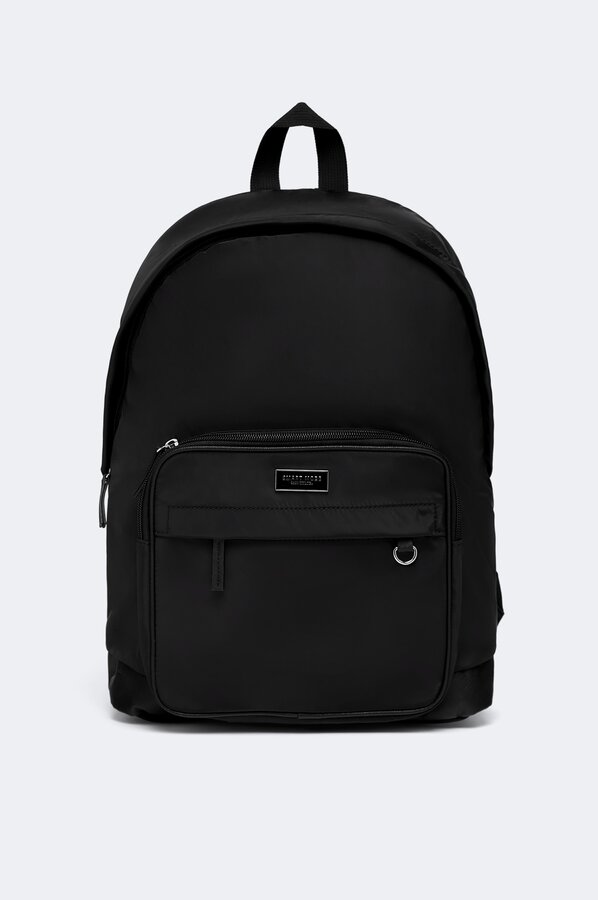Smart mode zipped backpack
