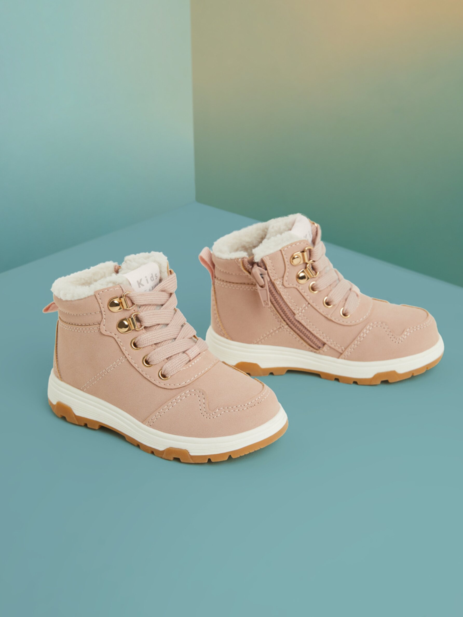 Baby girl hiking boots hot sale
