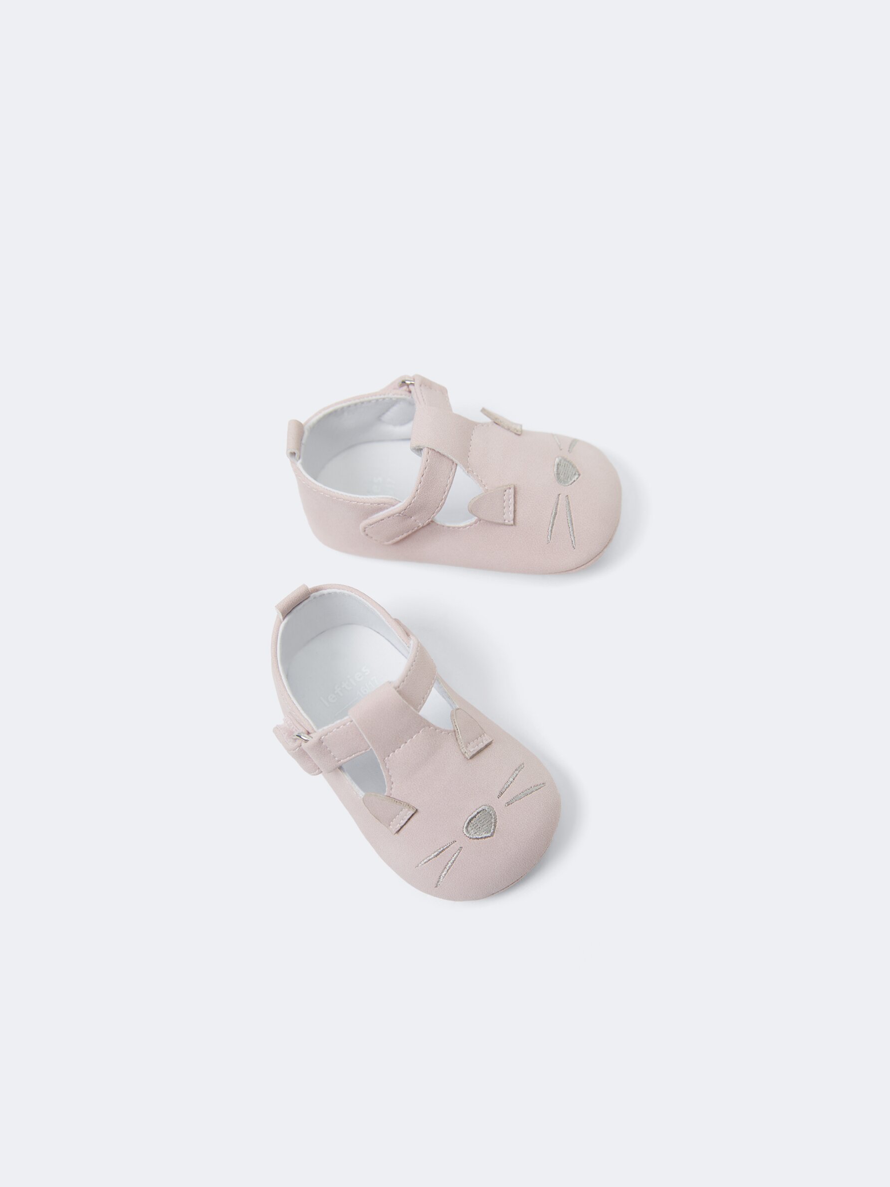 Kitten shoes best sale for babies