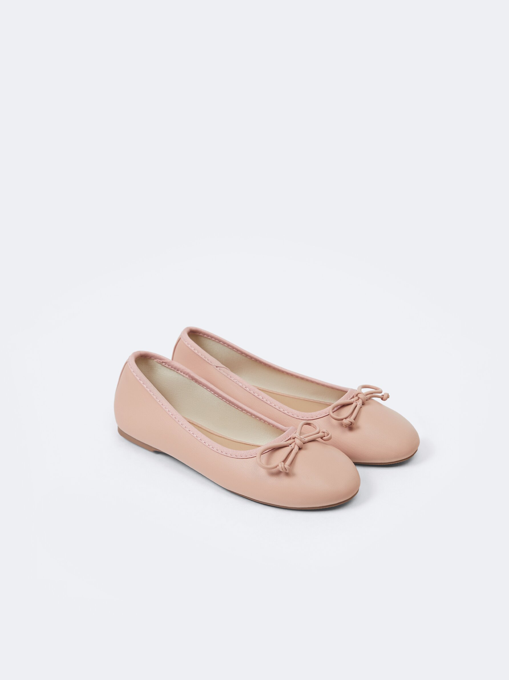 Pale pink sale flat shoes